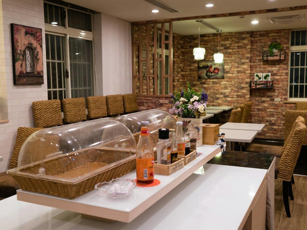 E-House Hotel Taipei Eksteriør bilde