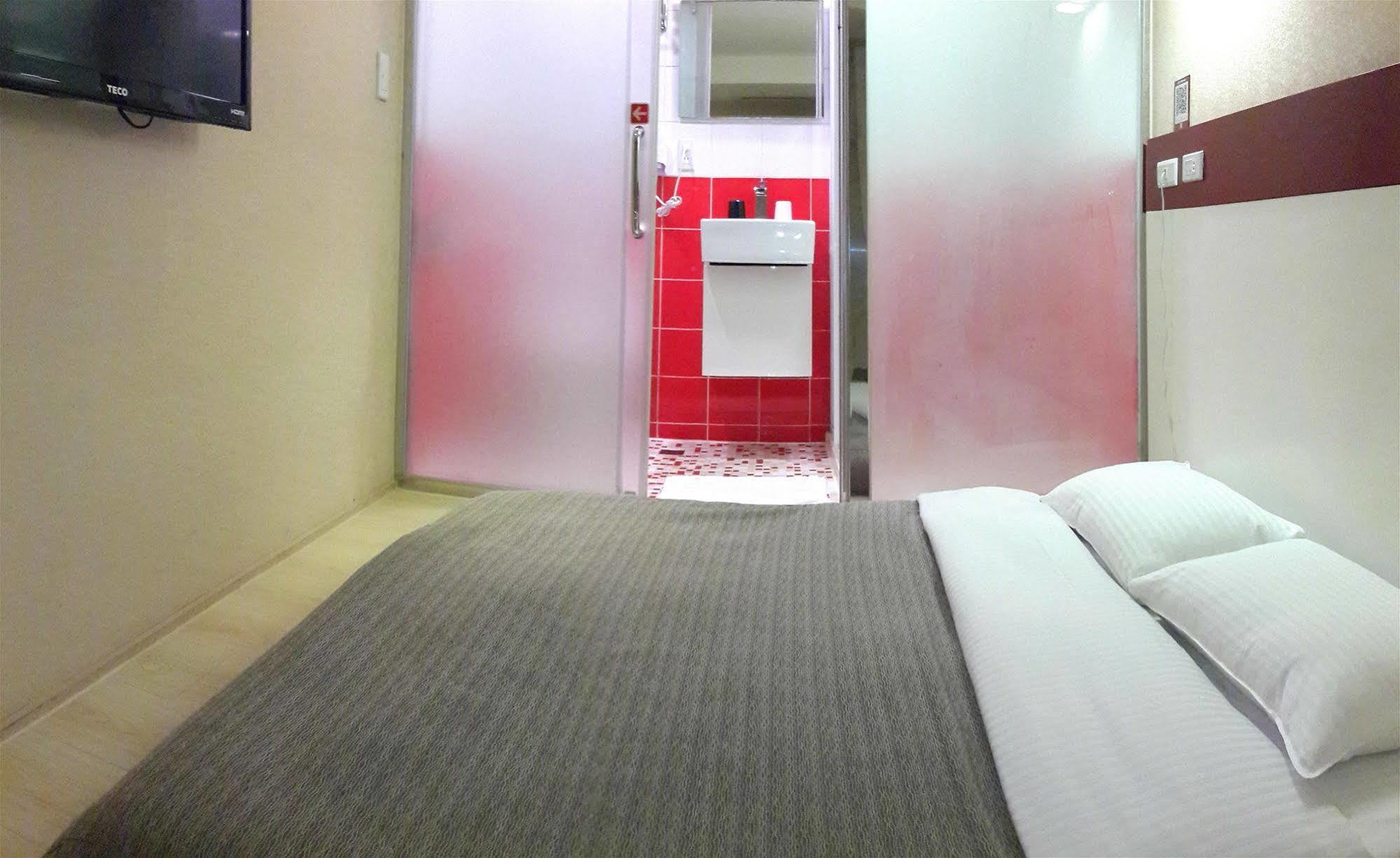 E-House Hotel Taipei Eksteriør bilde