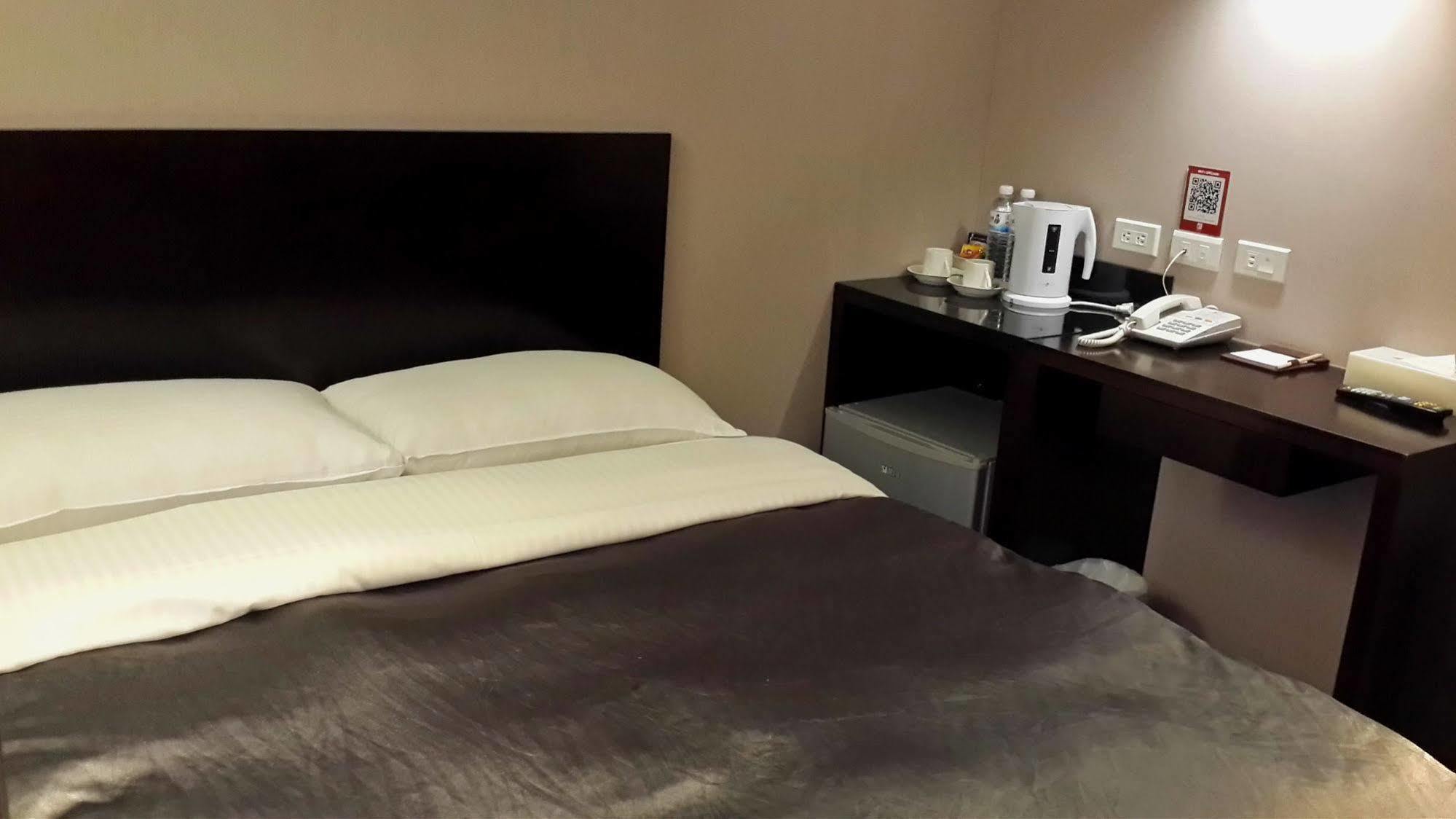 E-House Hotel Taipei Eksteriør bilde